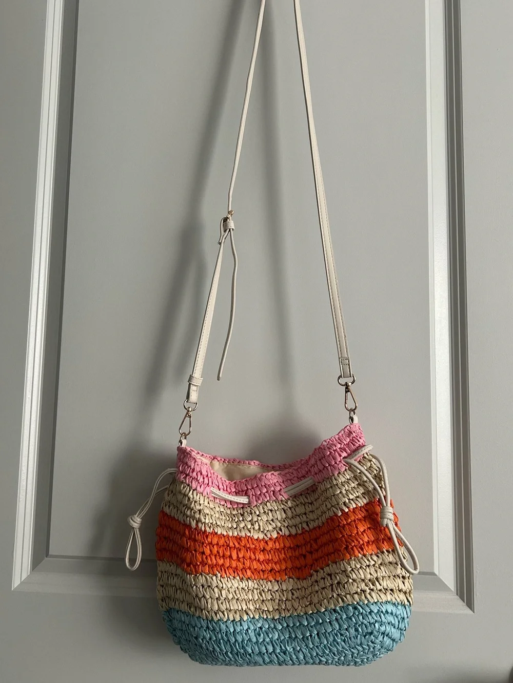 Woven Multicolor Straw Crossbody Bag - Pink, Orange, Blue